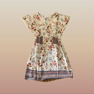 NWT Live & Let Live One World Cream Floral Dress Size Small